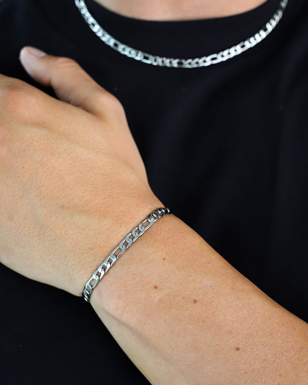 CLEAN FIGARO BRACELET. - 5MM WHITE GOLD - Drippy Amsterdam