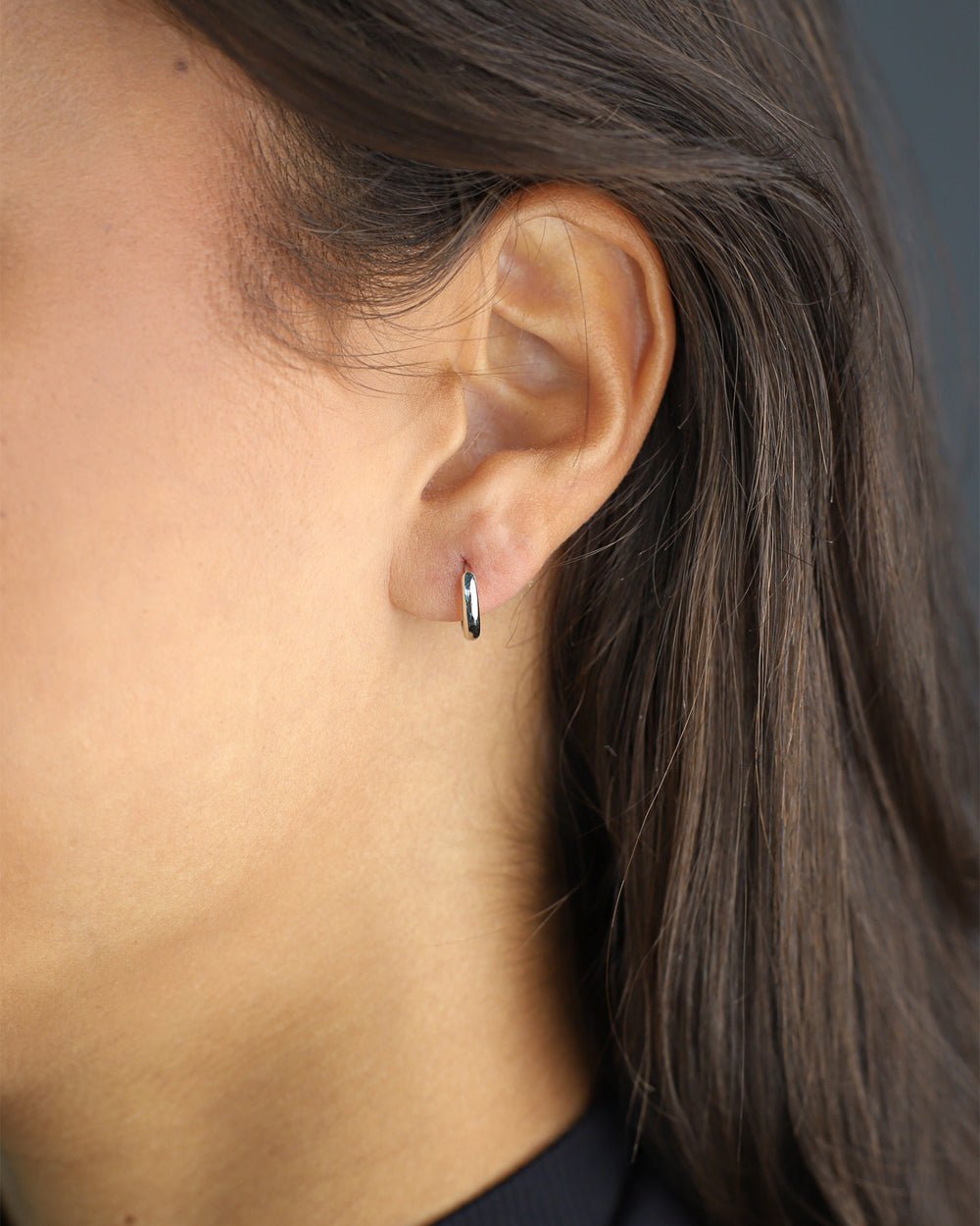 CLEAN HOOPS EARRINGS 925. - 12MM WHITE GOLD - Drippy Amsterdam