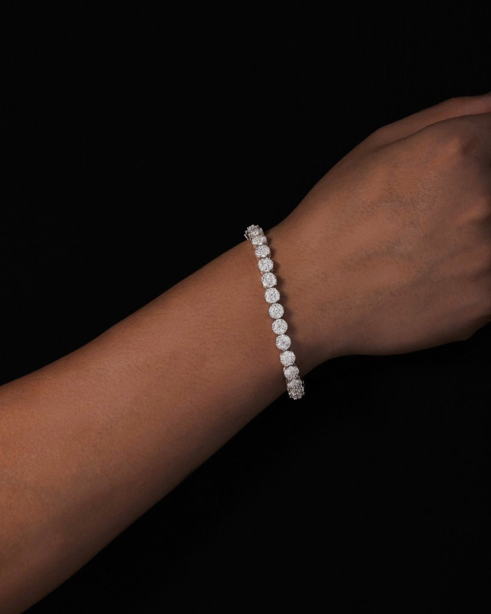 FLOWER TENNIS BRACELET. - 8MM WHITE GOLD - Drippy Amsterdam