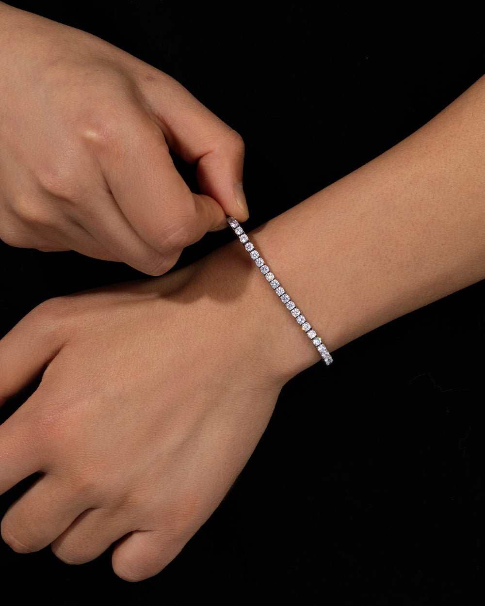 MOISSANITE TENNIS BRACELET. - 3MM WHITE GOLD - Drippy Amsterdam