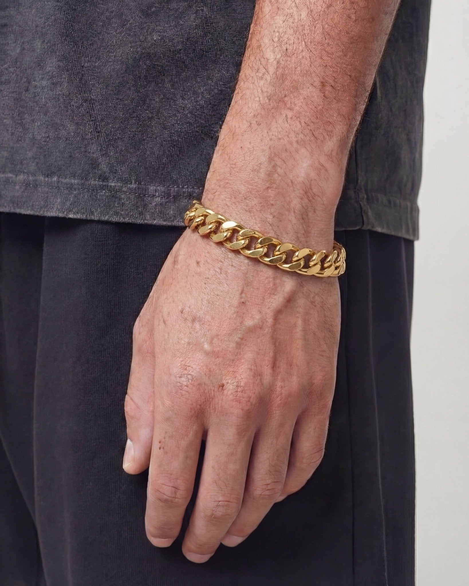 CLEAN CUBANA BRACELET. - 12MM GOLD - Drippy Amsterdam