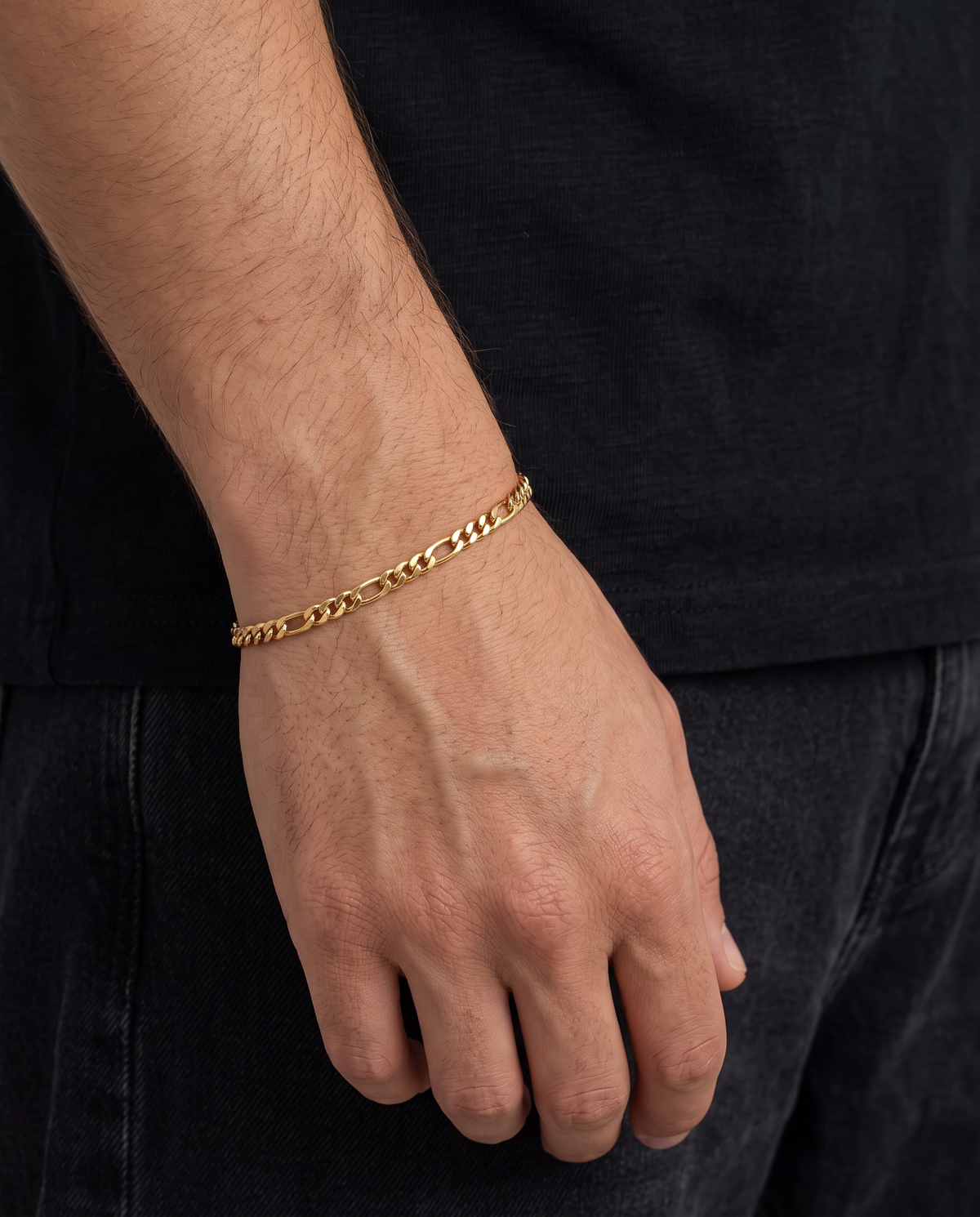CLEAN FIGARO BRACELET. - 3MM GOLD [b:-:worn]
