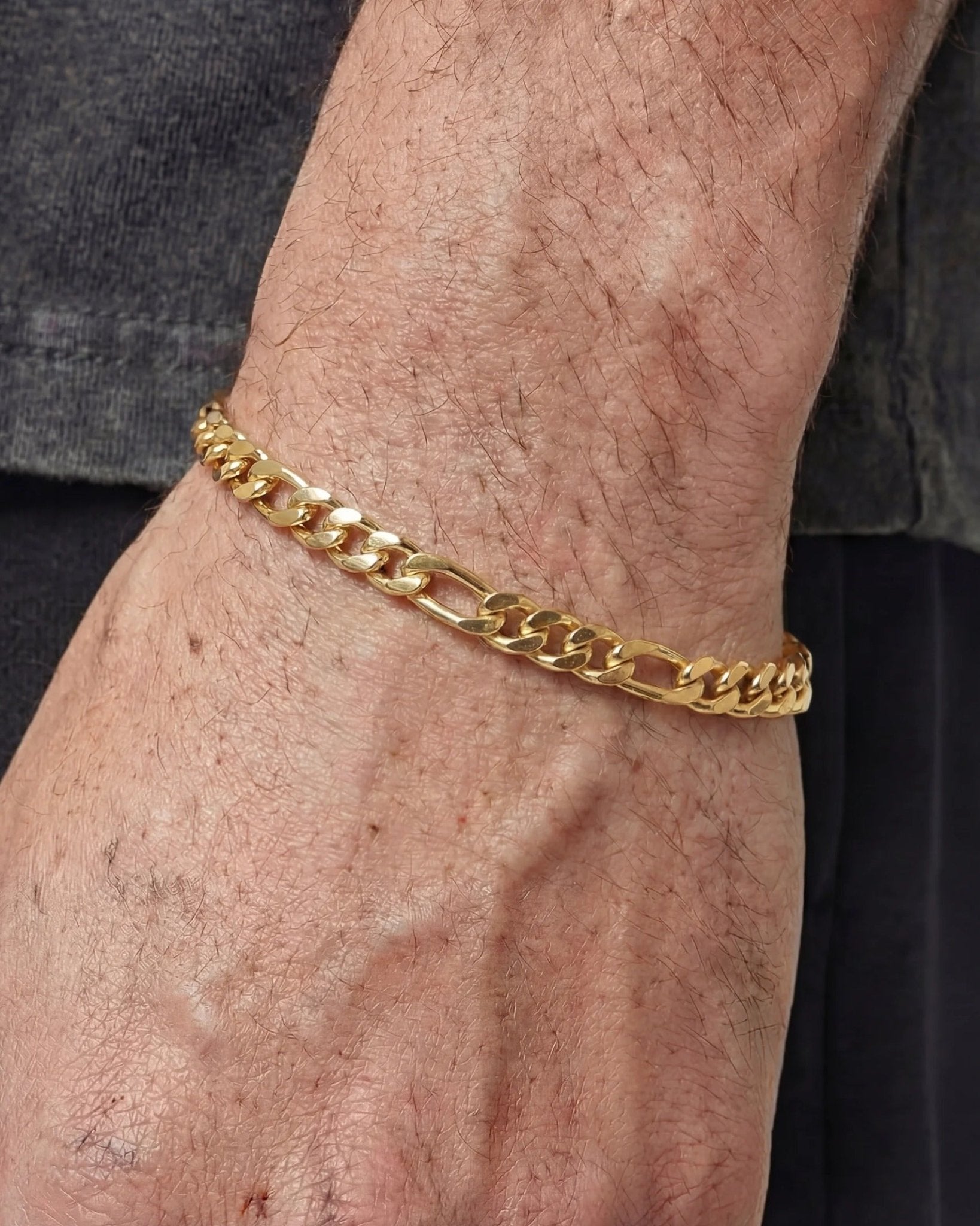 CLEAN FIGARO BRACELET. - 5MM GOLD - Drippy Amsterdam