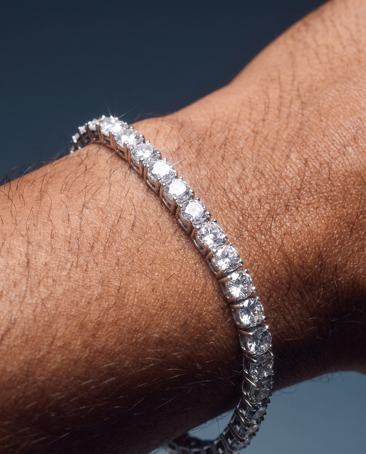 MOISSANITE TENNIS BRACELET. - 4MM