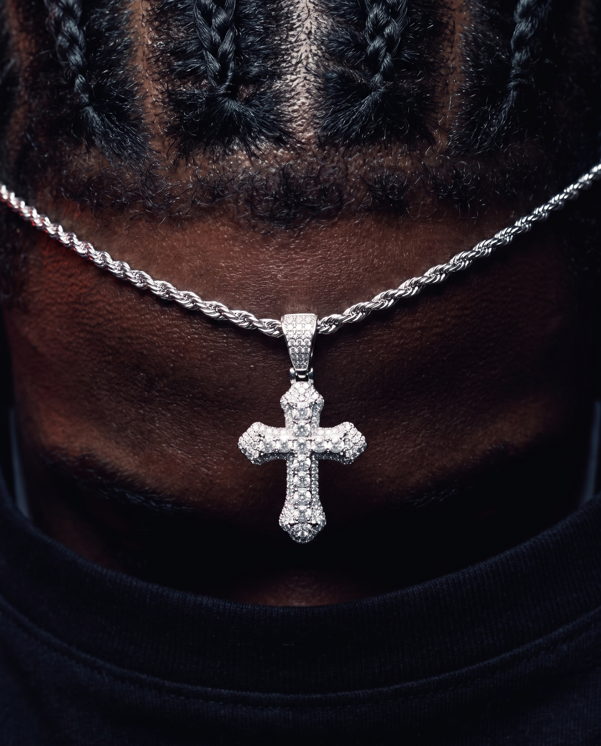 FROSTY CROSS PENDANT. - 925