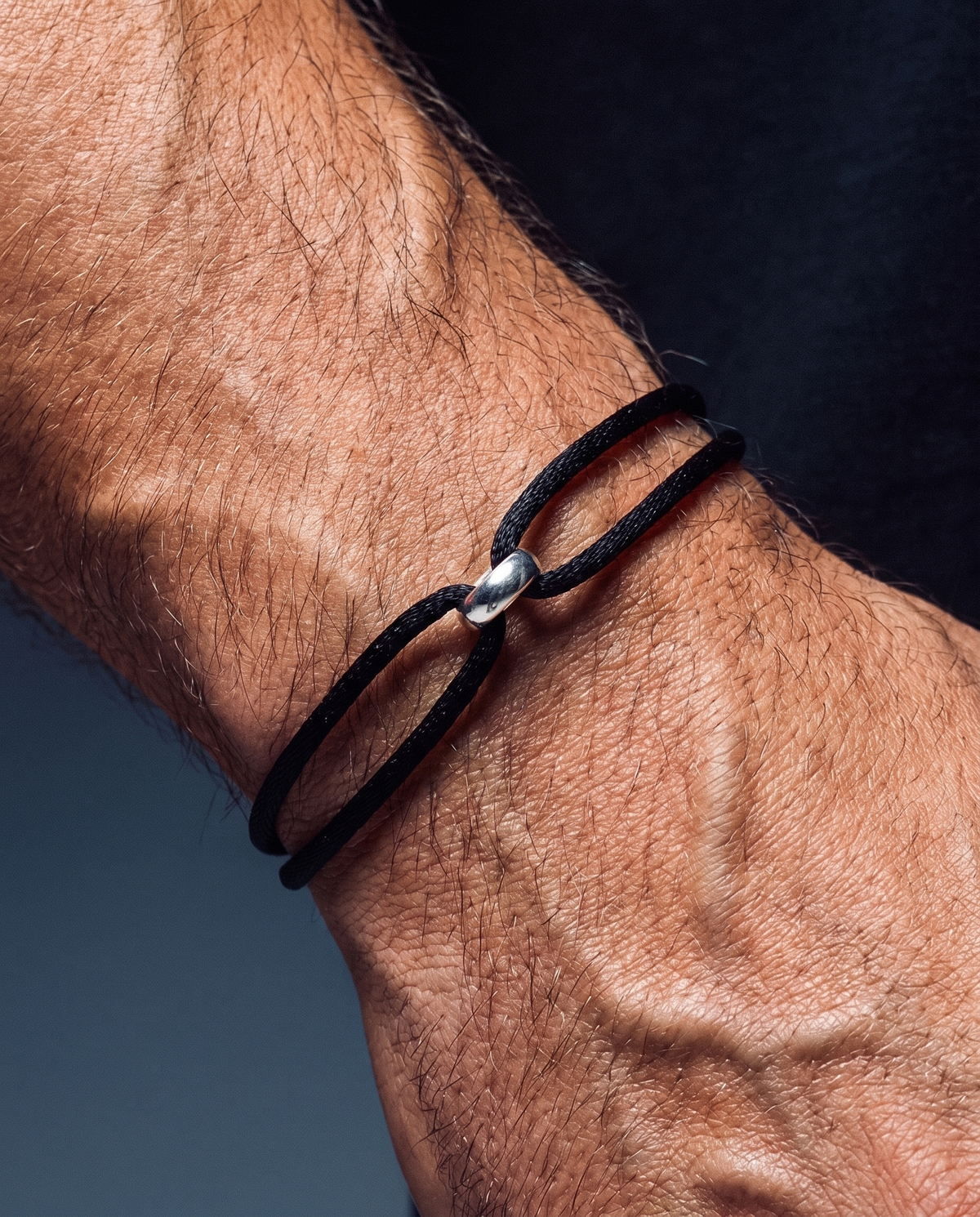 MINIMAL CORD BRACELET.