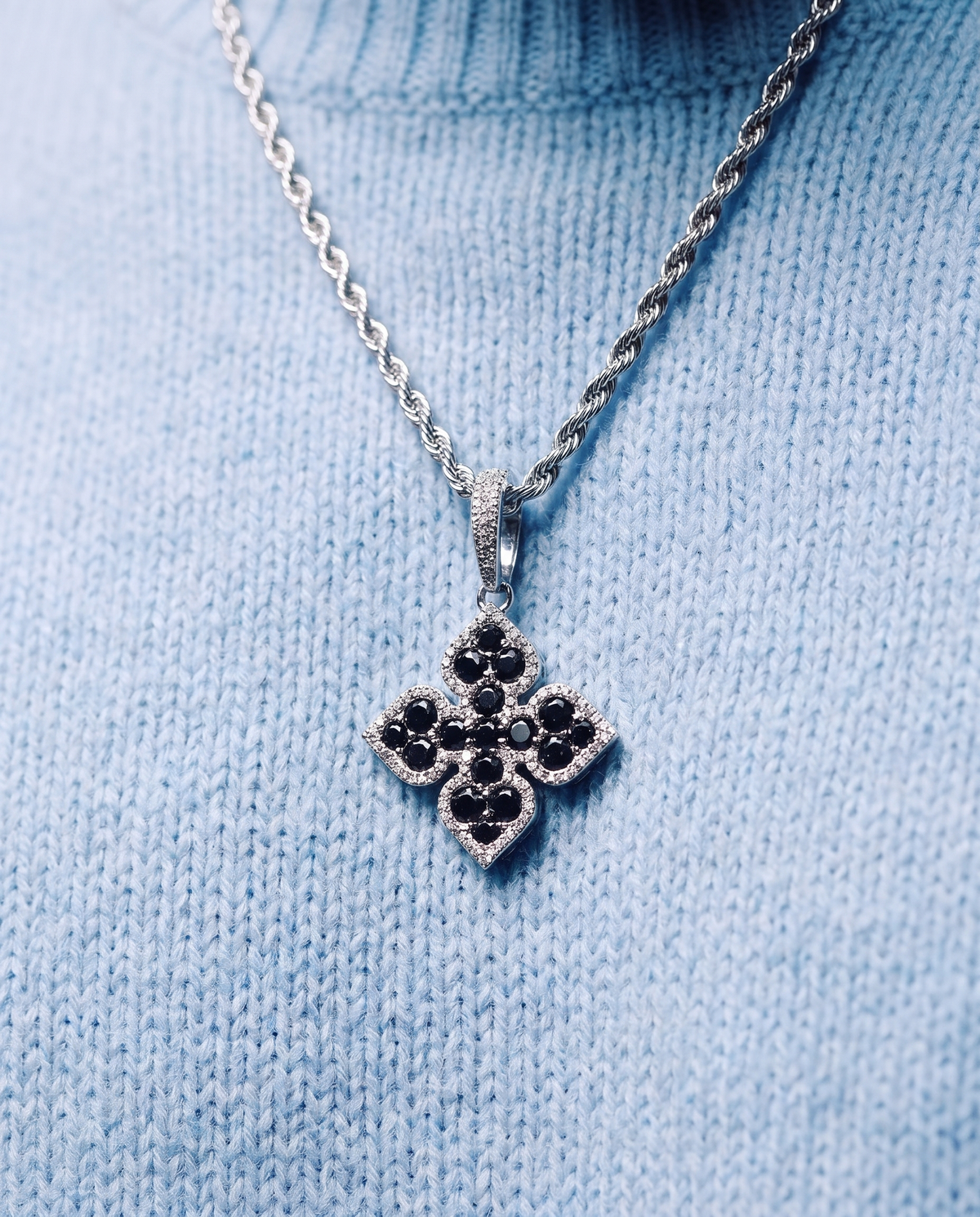 MOISSANITE BLACK CLOVER PENDANT.