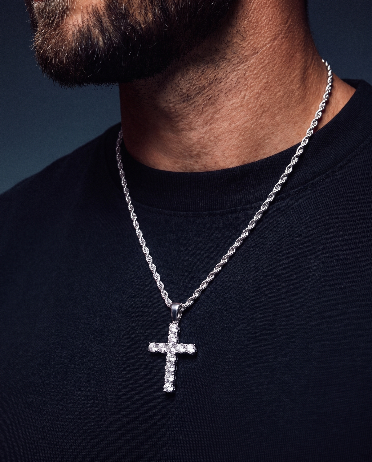 MOISSANITE CROSS PIECE PENDANT.