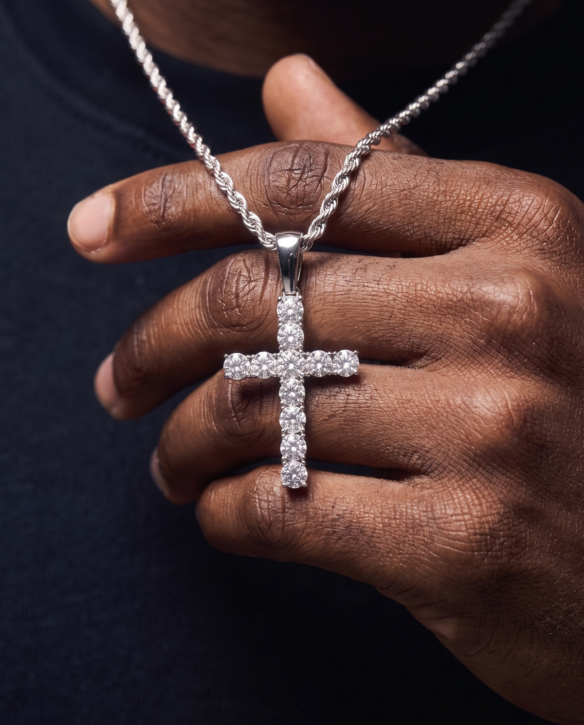 MOISSANITE CROSS PIECE PENDANT.