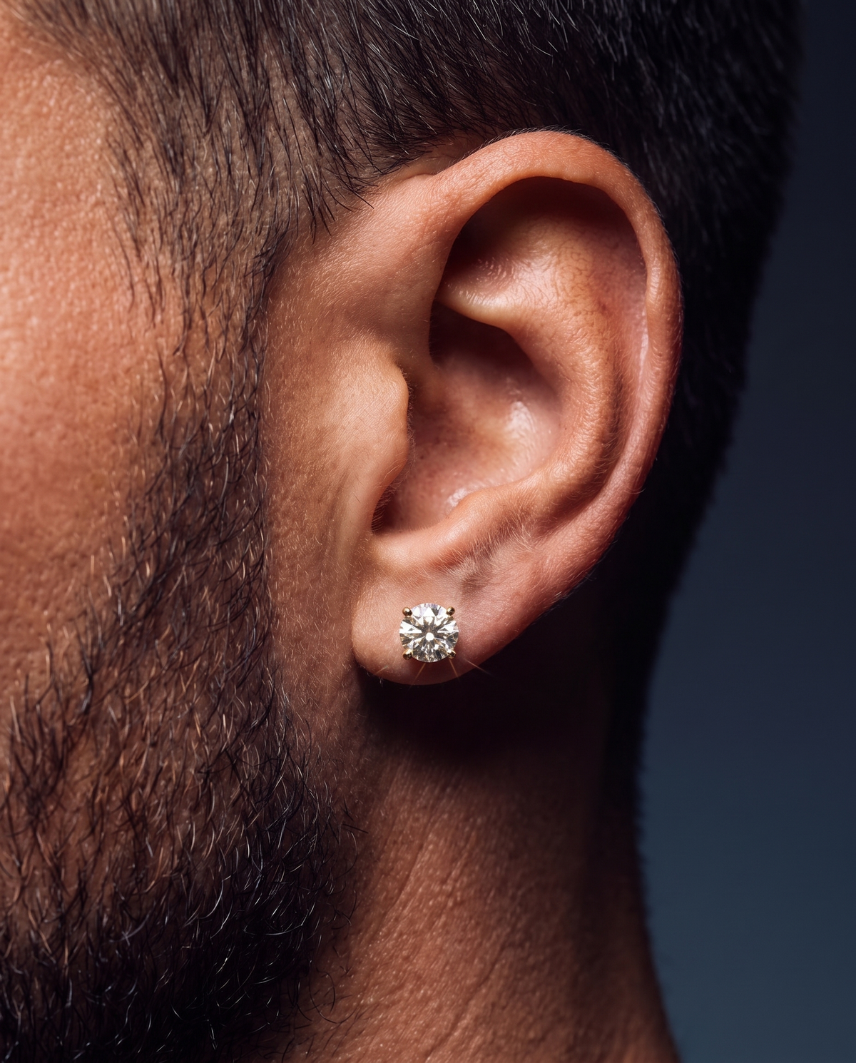 MOISSANITE DIAMOND STUDS. - 5MM GOLD