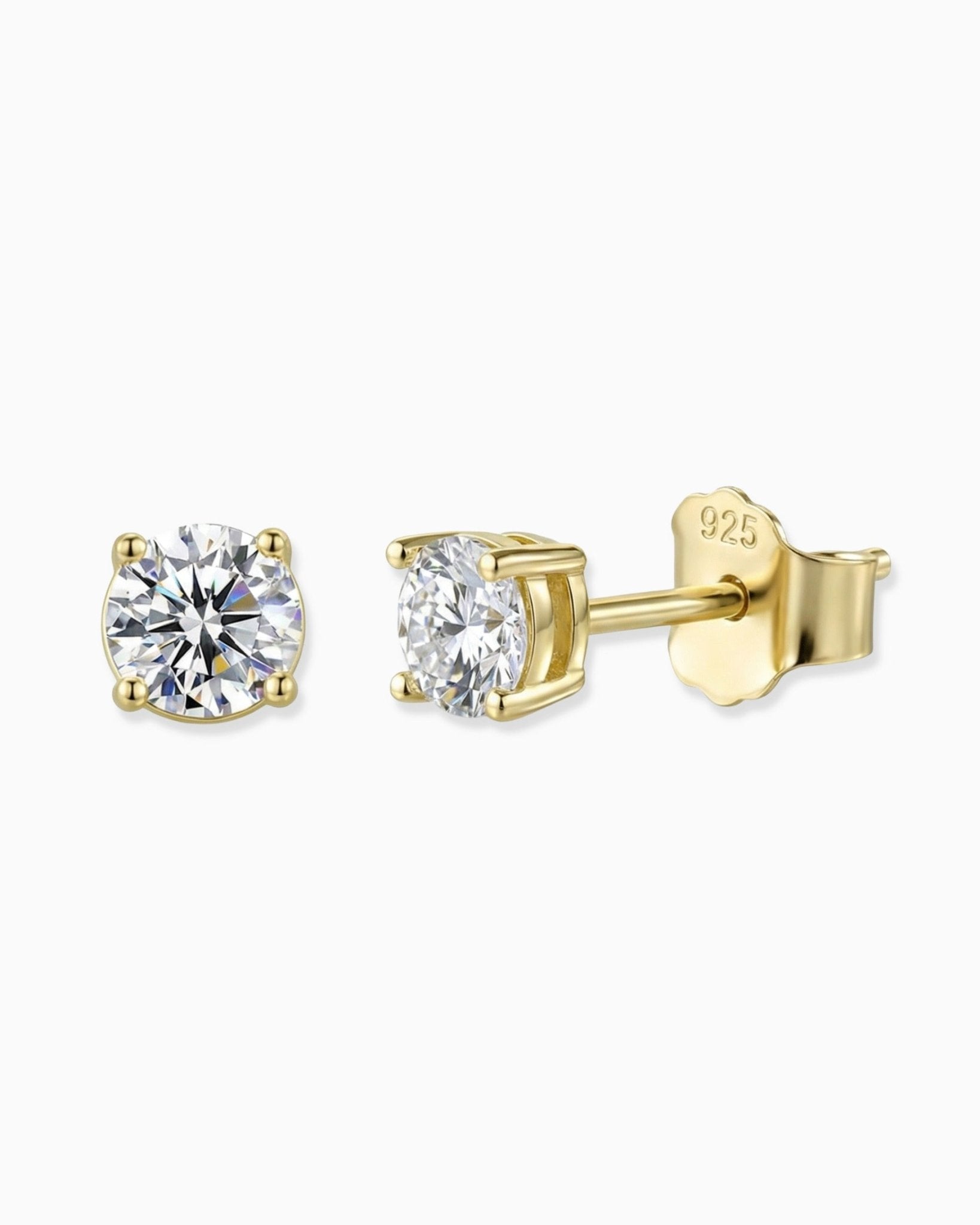 MOISSANITE DIAMOND STUDS. - 5MM - Drippy Amsterdam
