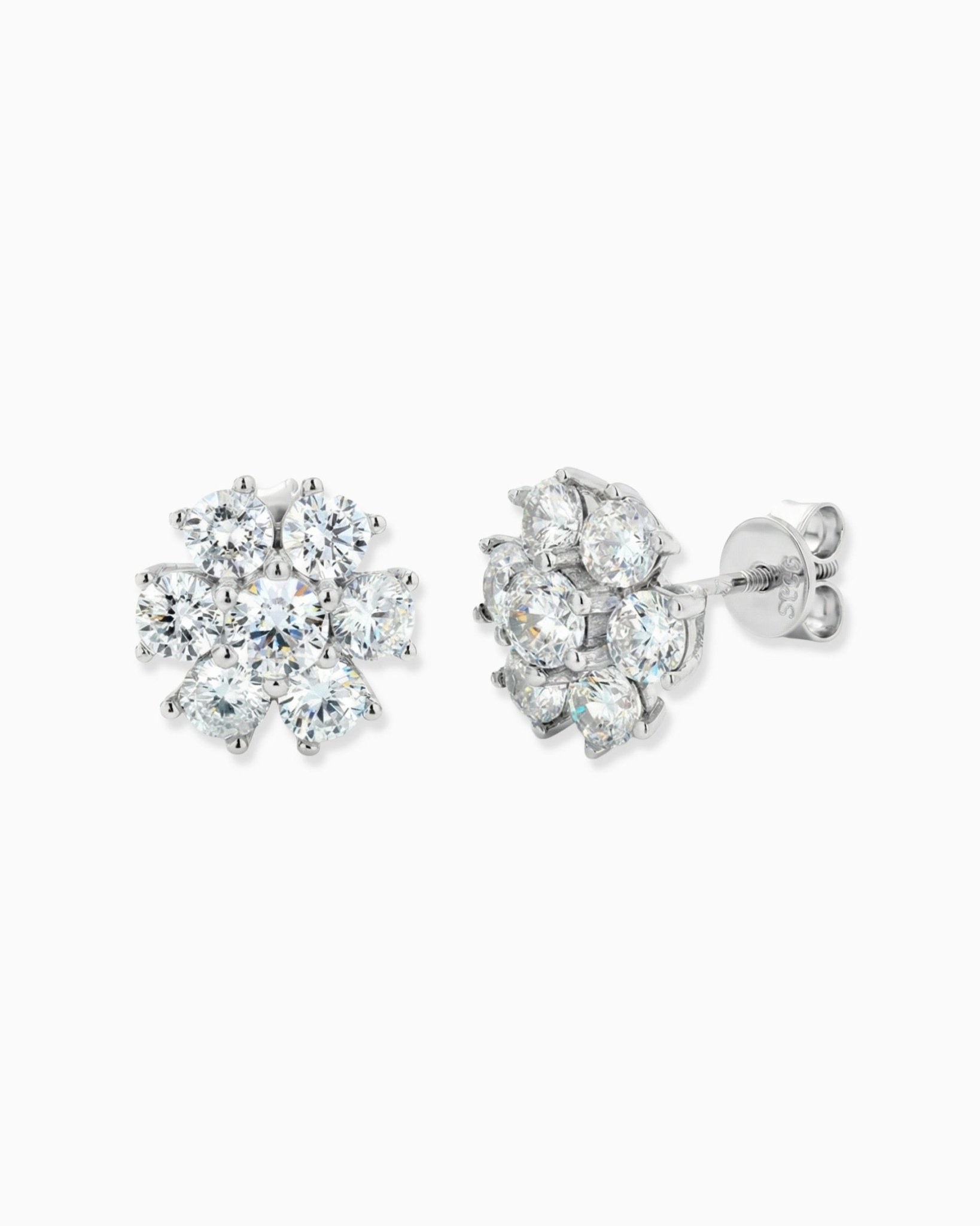 MOISSANITE FLOWER STUDS. - Drippy Amsterdam
