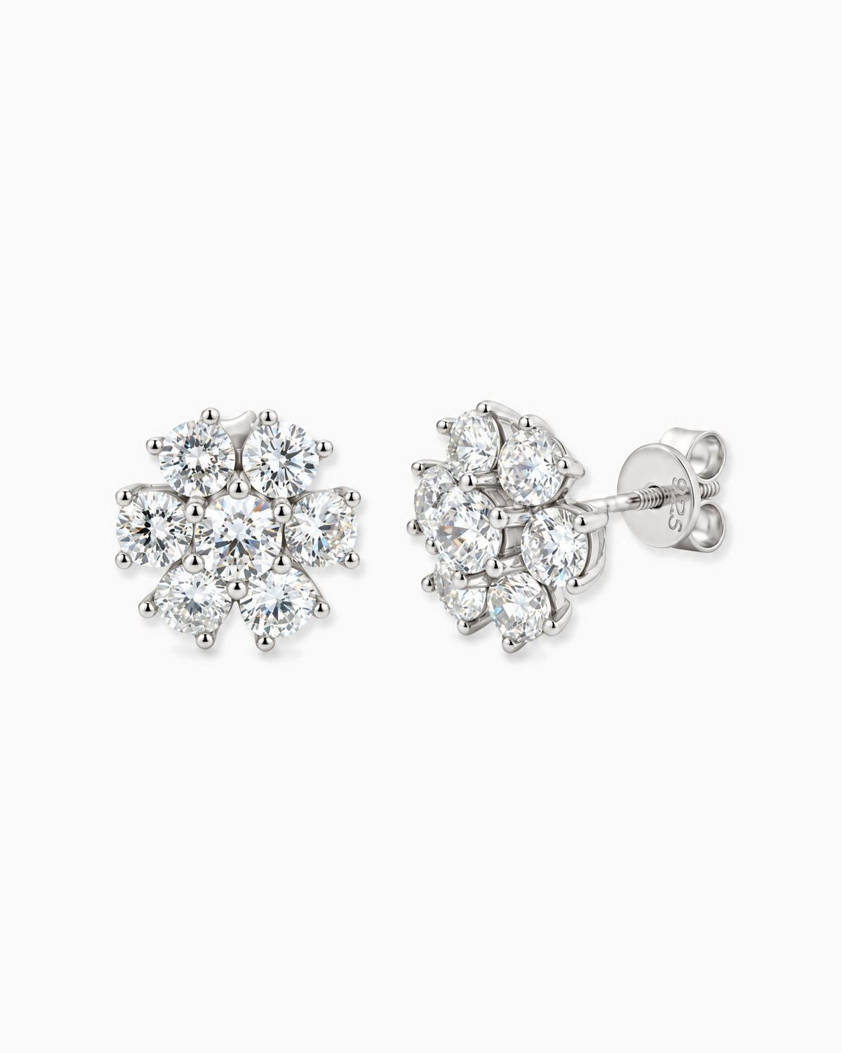 MOISSANITE FLOWER STUDS.