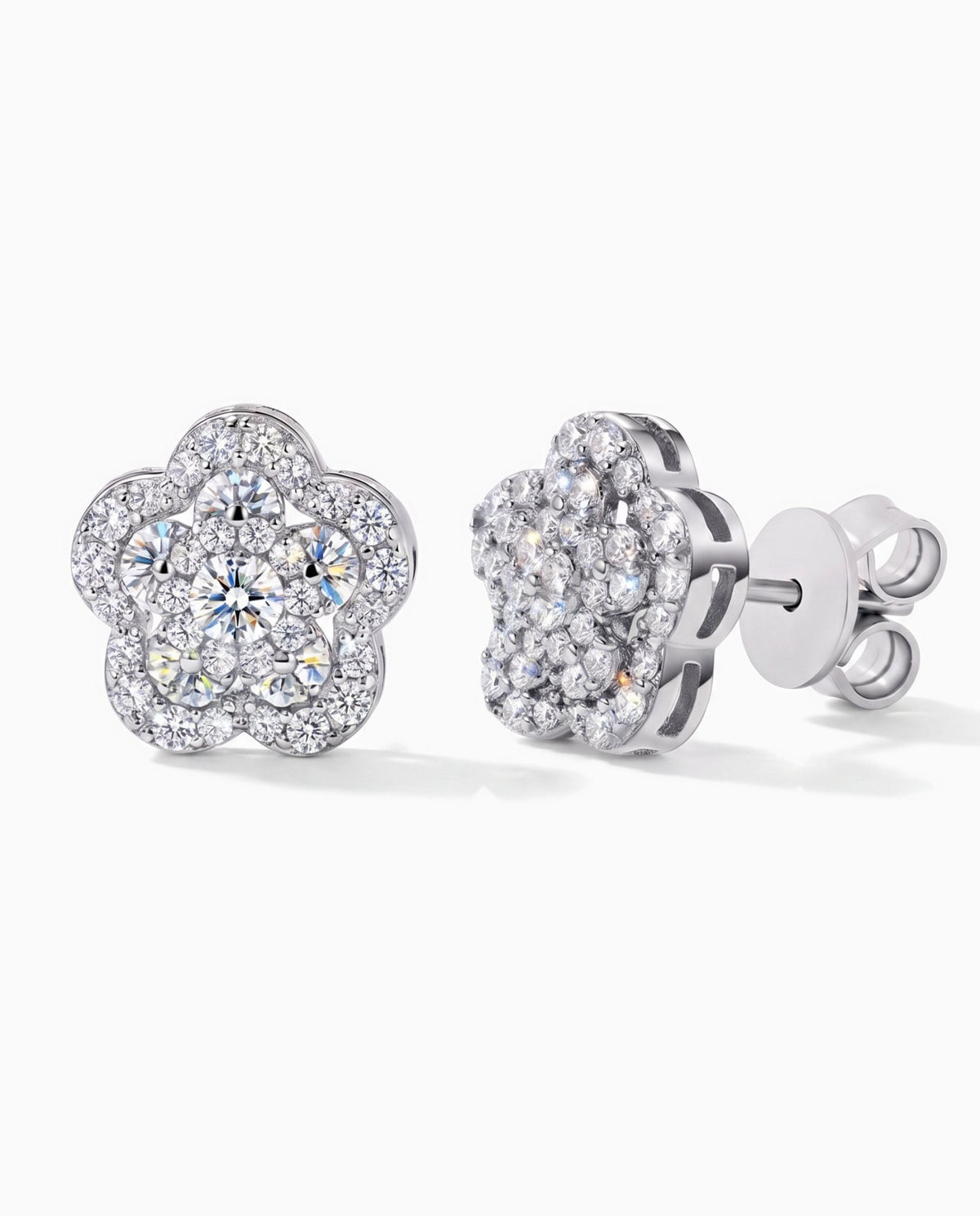 MOISSANITE LOTUS FLOWER STUDS. - Drippy Amsterdam