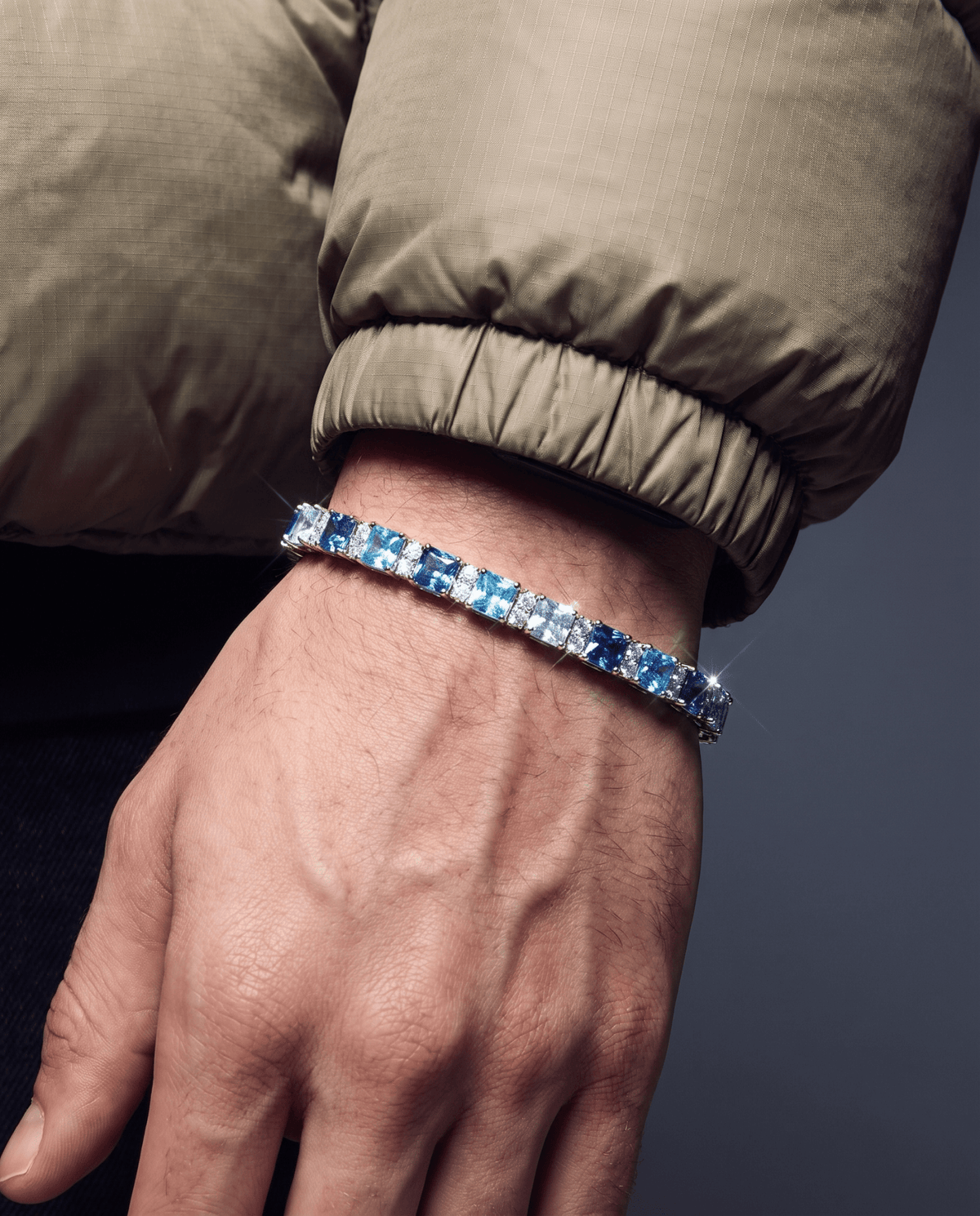 MOISSANITE OCEAN BLUE STONES BRACELET. - Drippy Amsterdam