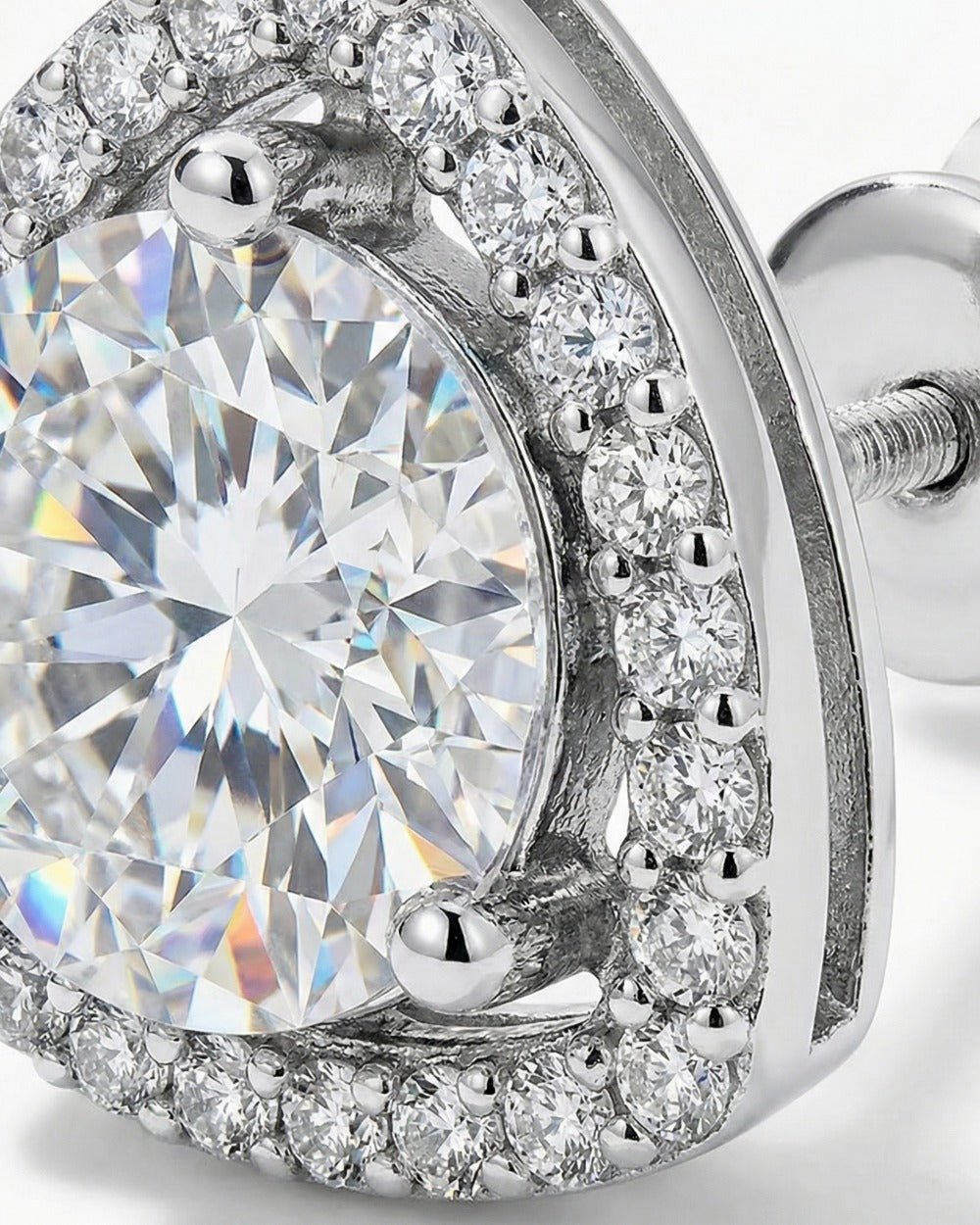 MOISSANITE PEARS STUDS. - Drippy Amsterdam