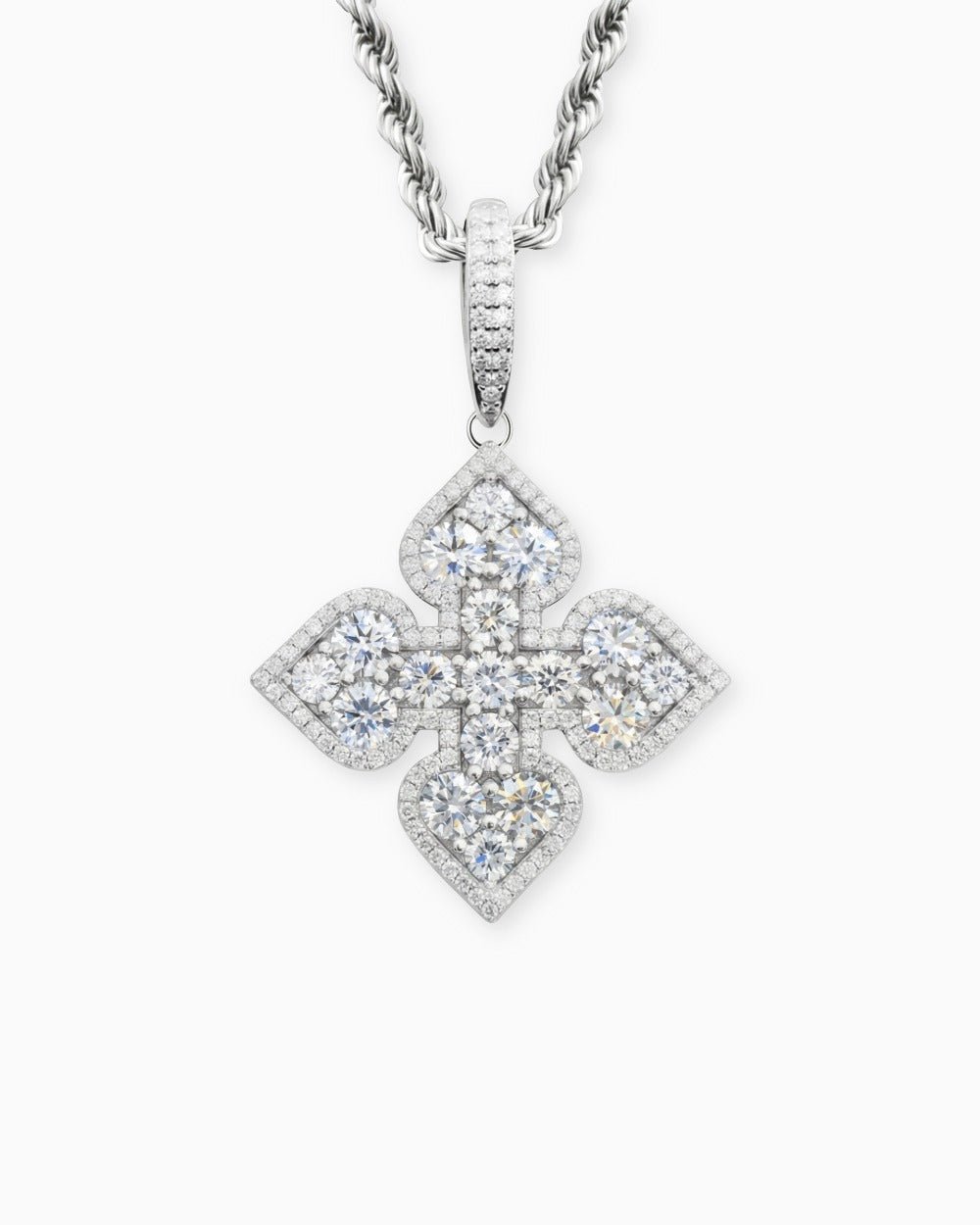 MOISSANITE WHITE CLOVER PENDANT. - Drippy Amsterdam