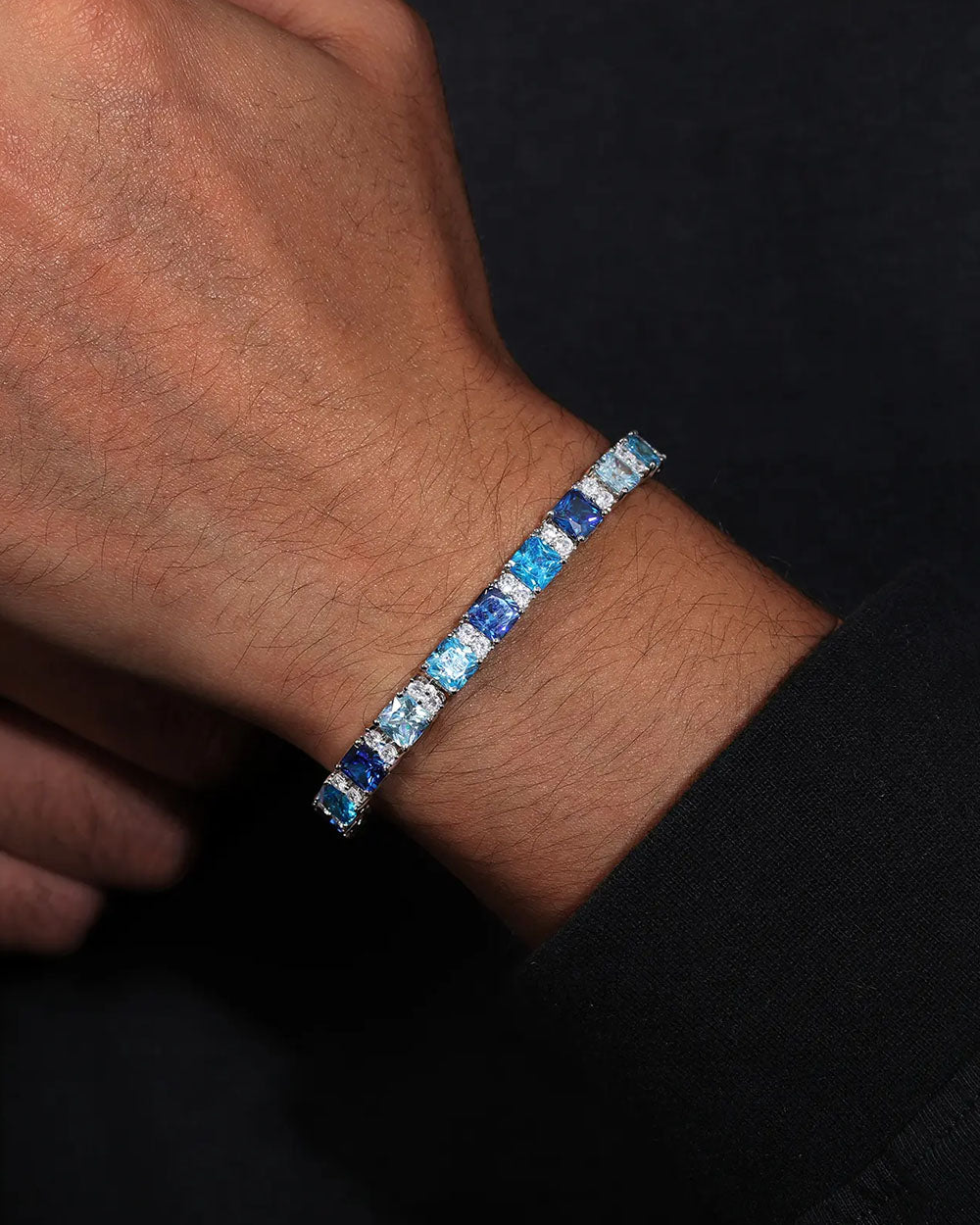 MOISSANITE OCEAN BLUE STONES BRACELET. - WHITE GOLD - Drippy Amsterdam